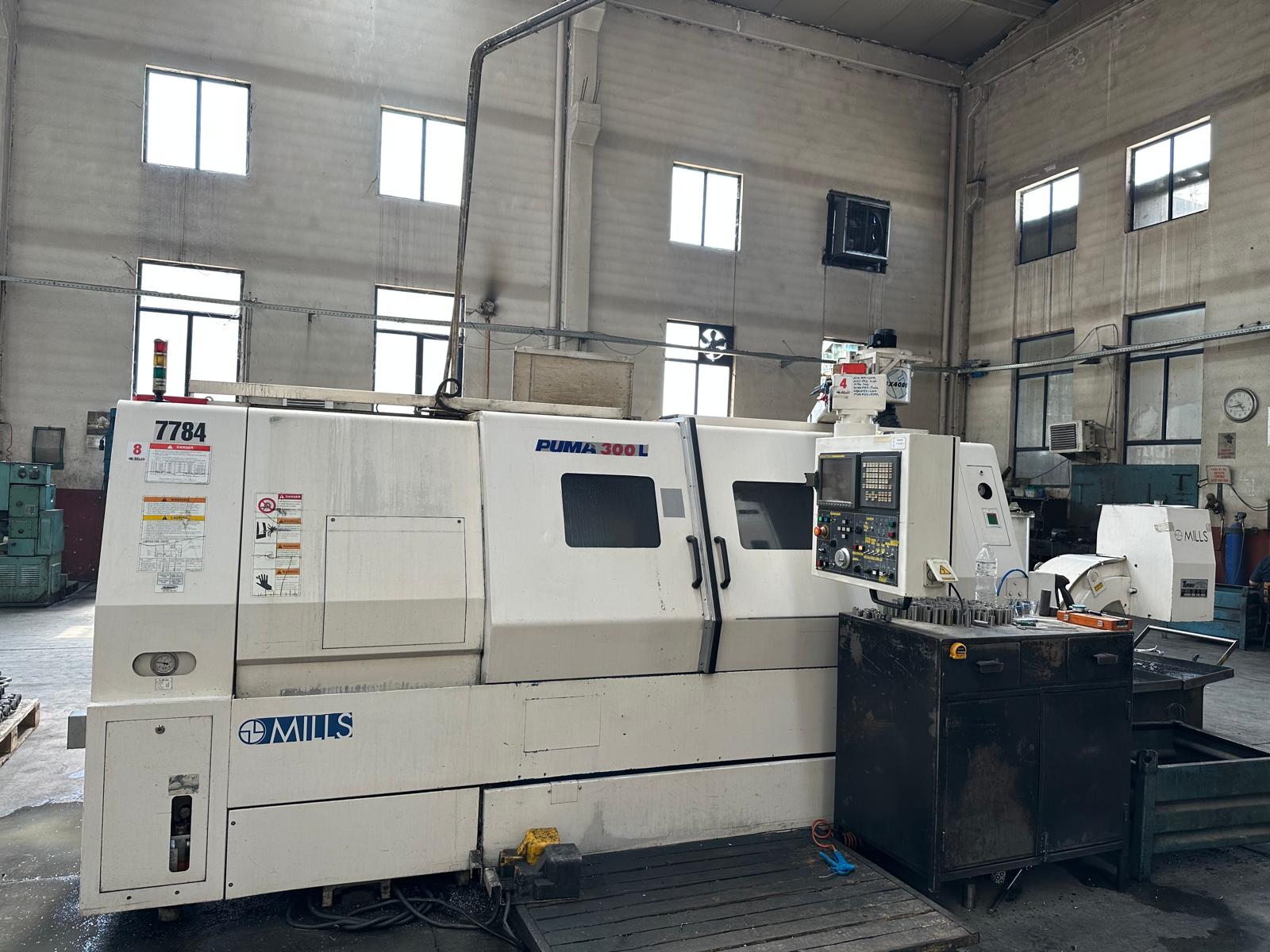 DOOSAN PUMA 300L ARA YATAKLI 2005 MODEL 
